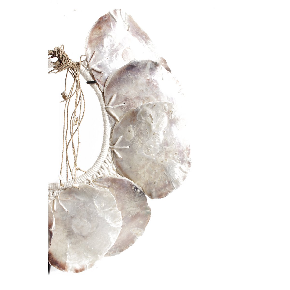 Handgemaakte Schelp Ketting op Standaard