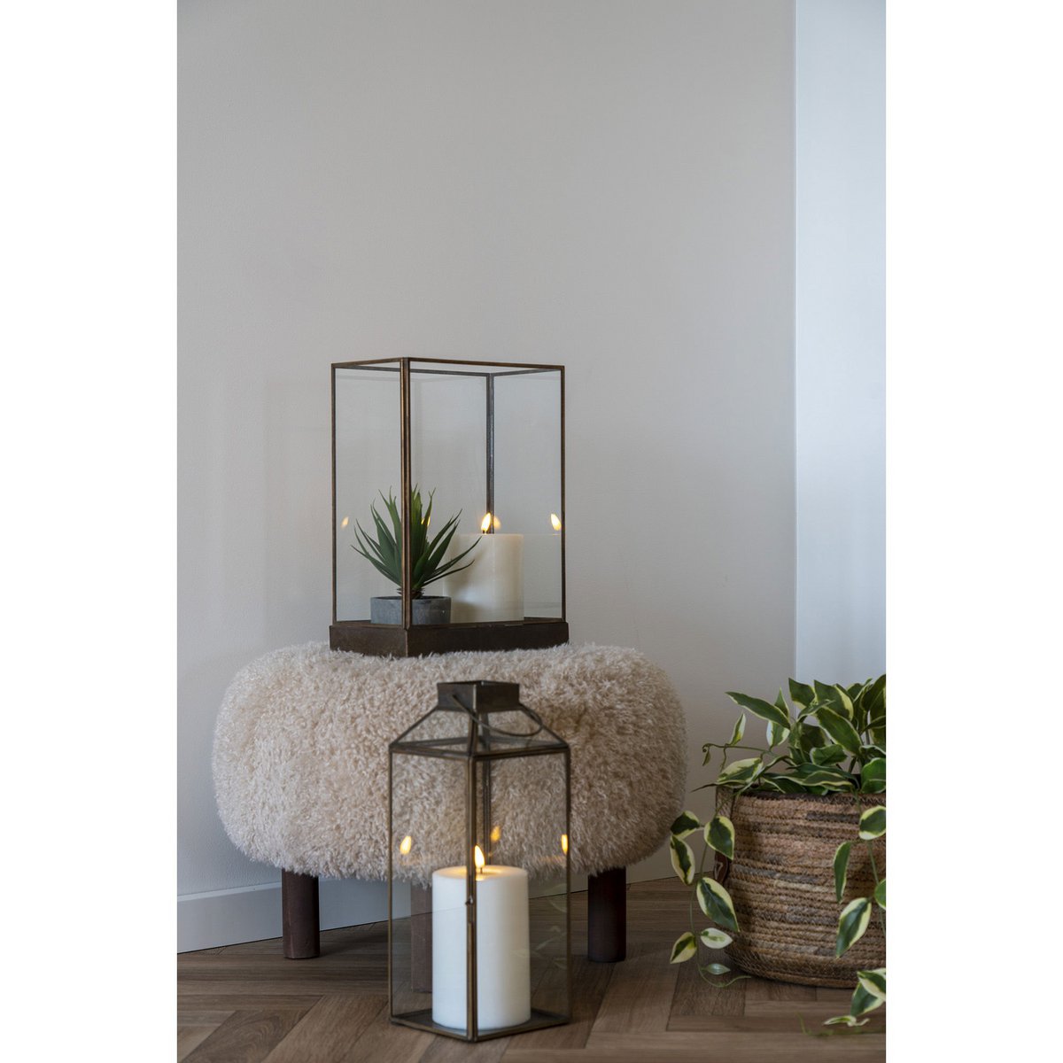 Light brown pouf ø50x33 cm