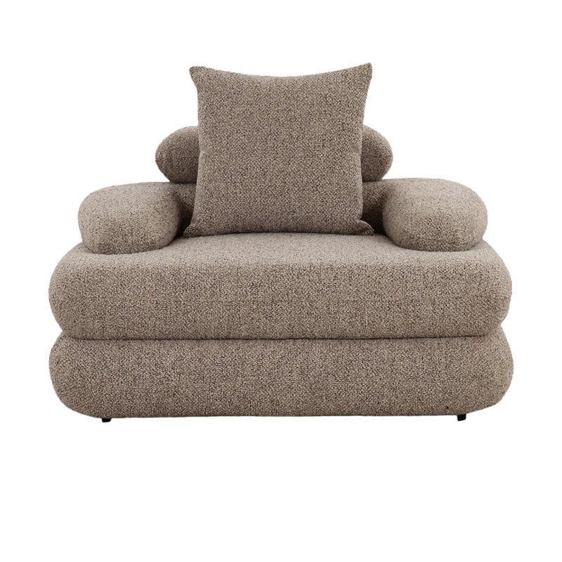 Cairo loungestoel met sand boucle bekleding in moderne woonkamer
