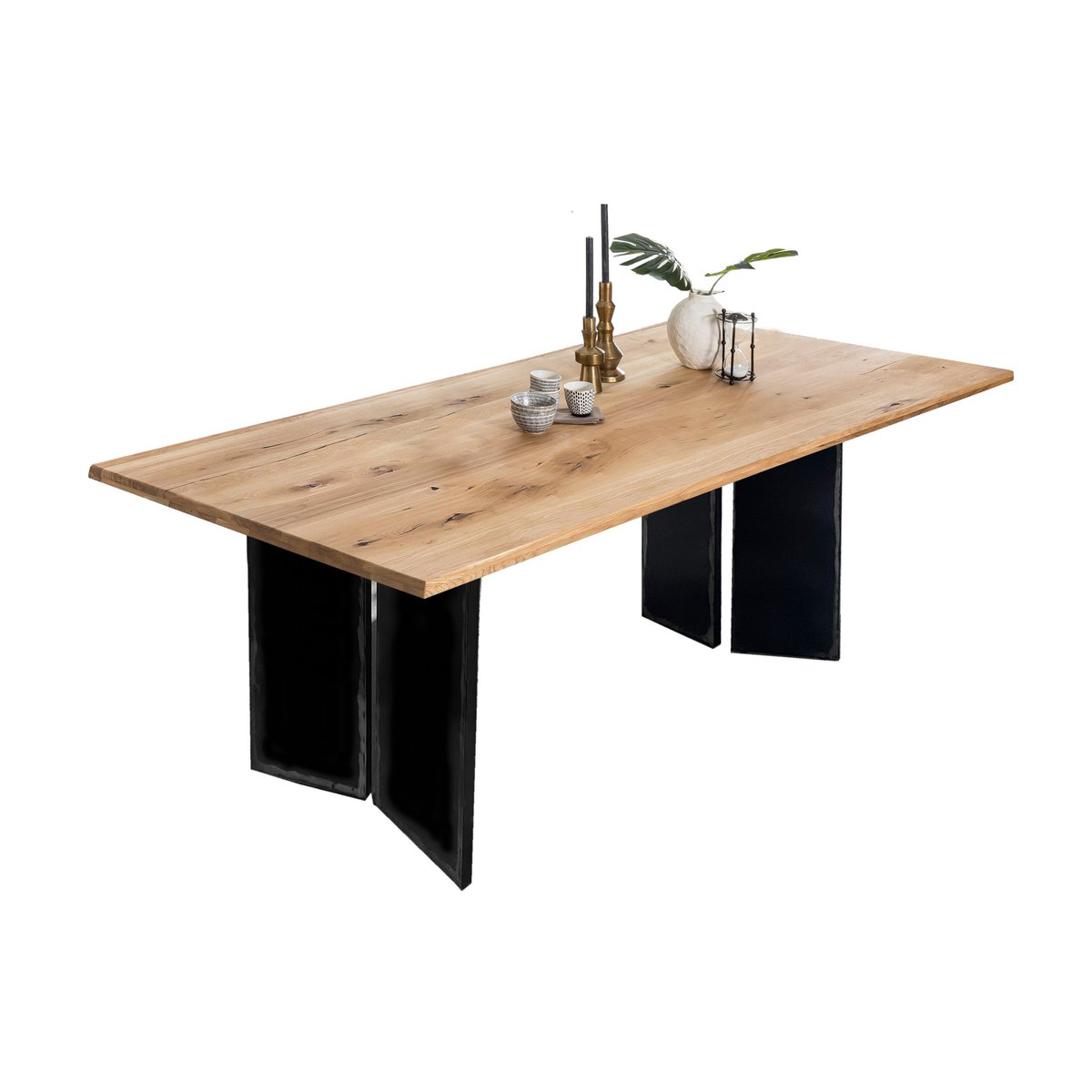 Houten eettafel met metalen onderstel in industriële stijl