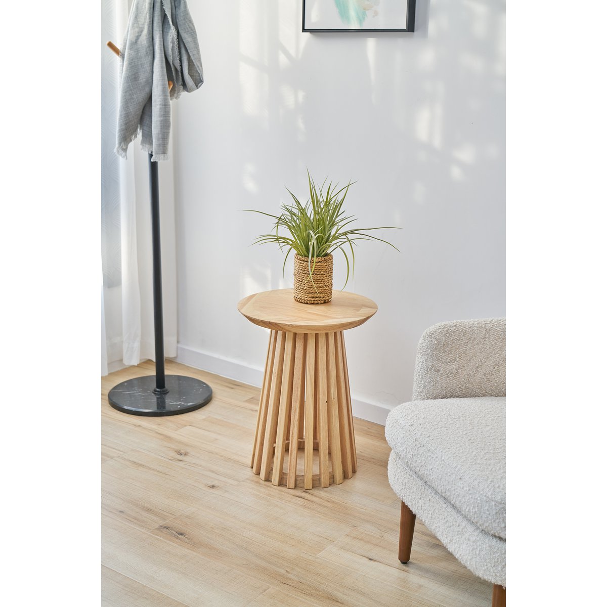 Round side table Nusa