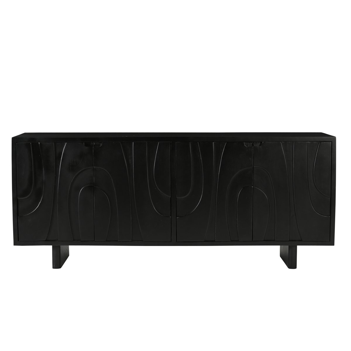 Dressoir van massief mangohout met vier deuren in een moderne woonkamer