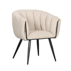 Beige eetkamerstoel set in moderne eetkamer