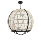 Off-white linnen hanglamp met zwart frame in moderne woonkamer