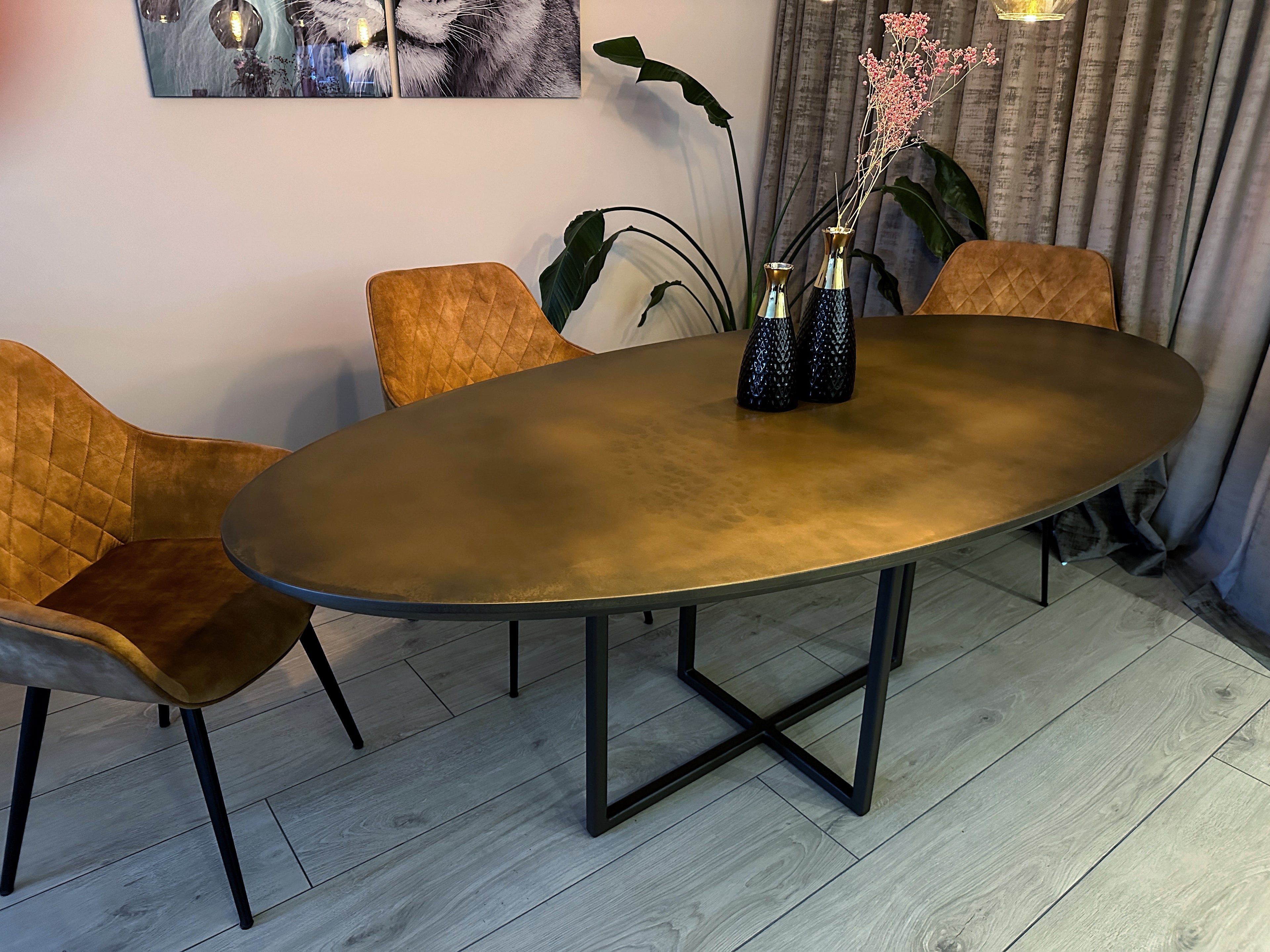 Oval Dining Table Marotta