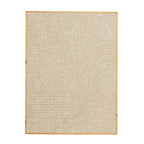 Wanddecoratie van MDF in bruine tinten in een moderne woonkamer
