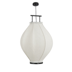 Linnen hanglamp met zwart frame in moderne woonkamer