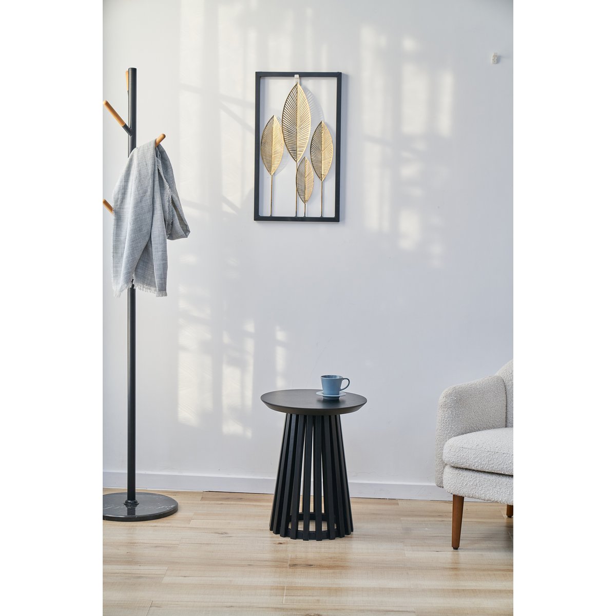 Round Side Table Black