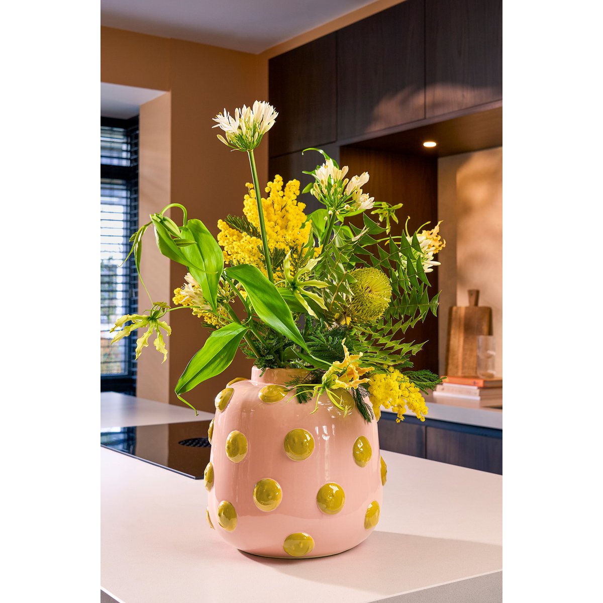 Smiley Vase - H28 x Ø29 cm - Ceramic - Light Pink, Ochre
