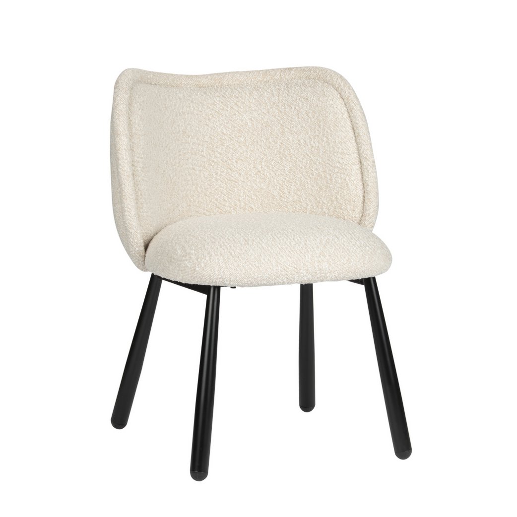 Witte parel stoel met ergonomische rugleuning in moderne eetkamer