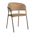 Beige velvet eetkamerstoel met zwart metalen frame in moderne setting
